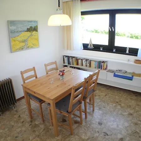 Feriehus Uferschwalbe - *